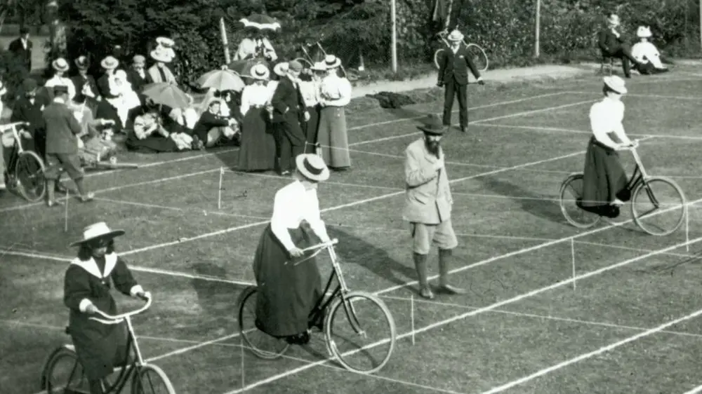 Cycling at Crieff 1900's Cycling at Crieff 1900's